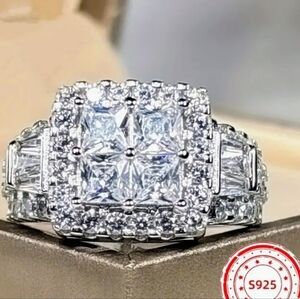 Sterling silver ring size 9 stamped 925 comes gift Box